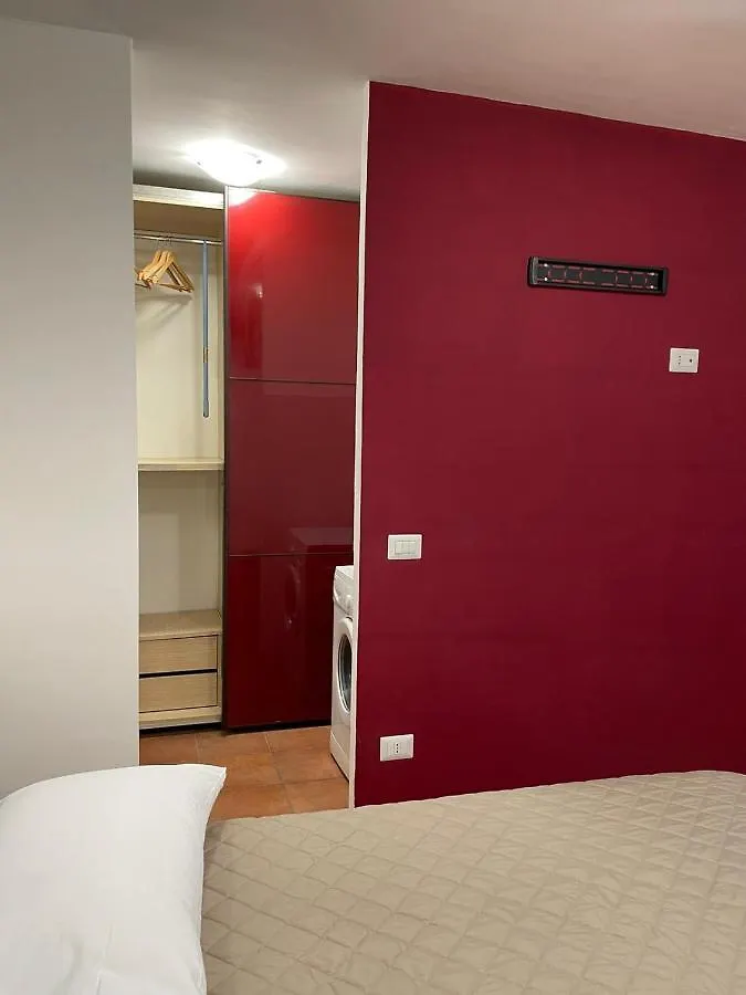 Ground Floor Studio - Monolocale Max 2 Ospiti - Fiumicino Aeroporto E Fiera - Self Check-In Apartment