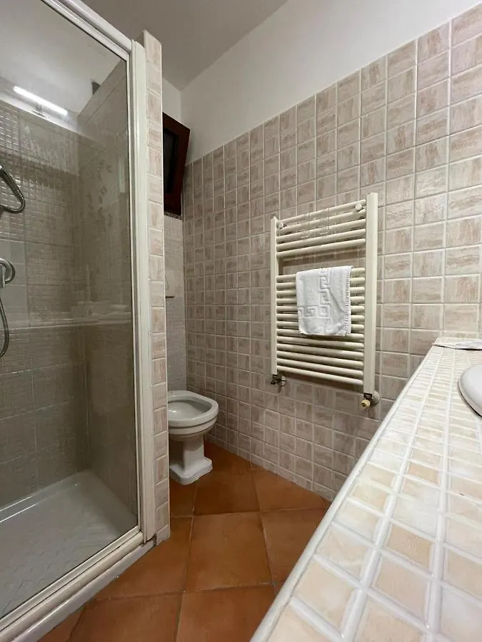 Ground Floor Studio - Monolocale Max 2 Ospiti - Fiumicino Aeroporto E Fiera - Self Check-In Apartment