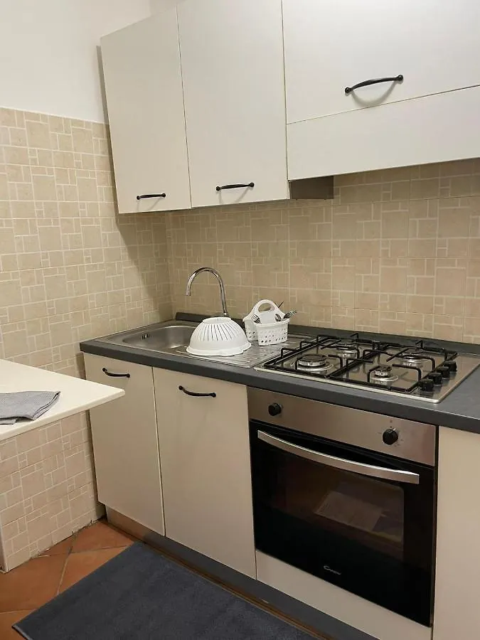 Ground Floor Studio - Monolocale Max 2 Ospiti - Fiumicino Aeroporto E Fiera - Self Check-In Apartment